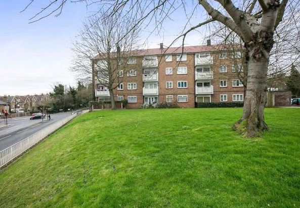 3 bedrooms New Home Apartment / Flat for sale