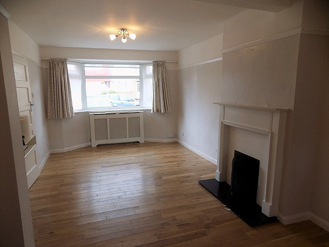 3 bedrooms Under offer House for rent